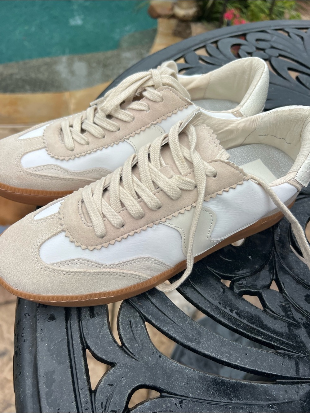 NEW -Dolce Vita Sneakers in White and Gum